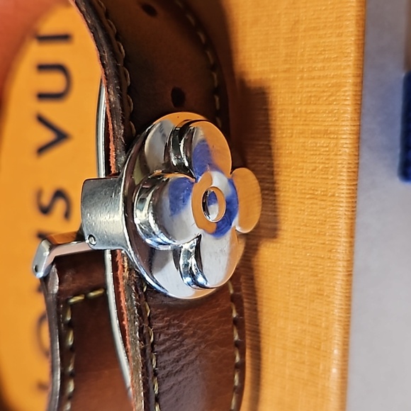 Louis Vuitton Good Luck Brown Leather Bracelet with dust bag and box - Picture 4 of 6